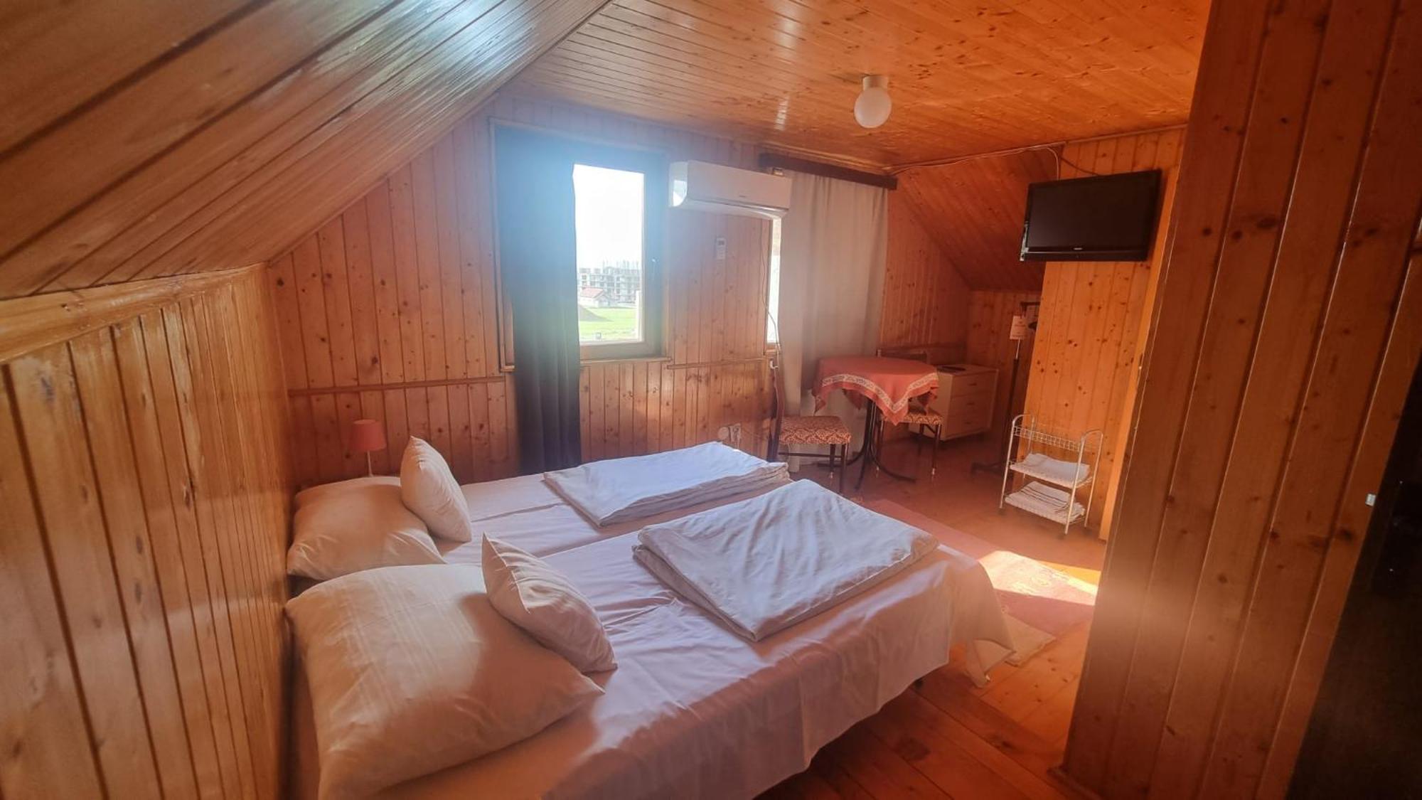 Appartamento Casa Altius Felix Băile Felix Esterno foto